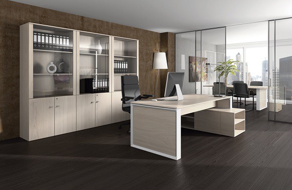 Armoire à portes vitrées