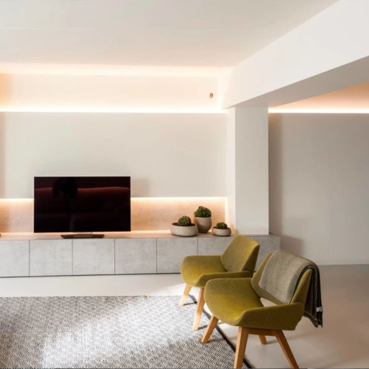 chaise piétement bois